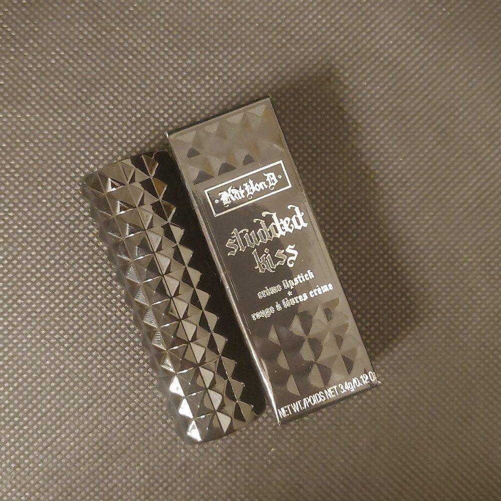 KVD Studded Kiss Crème Lipstick (Crush)